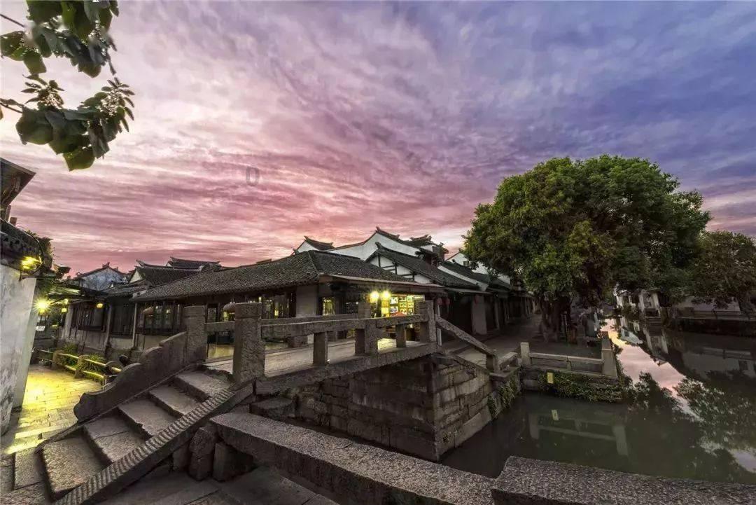 此时来园博苑，您将邂逅......